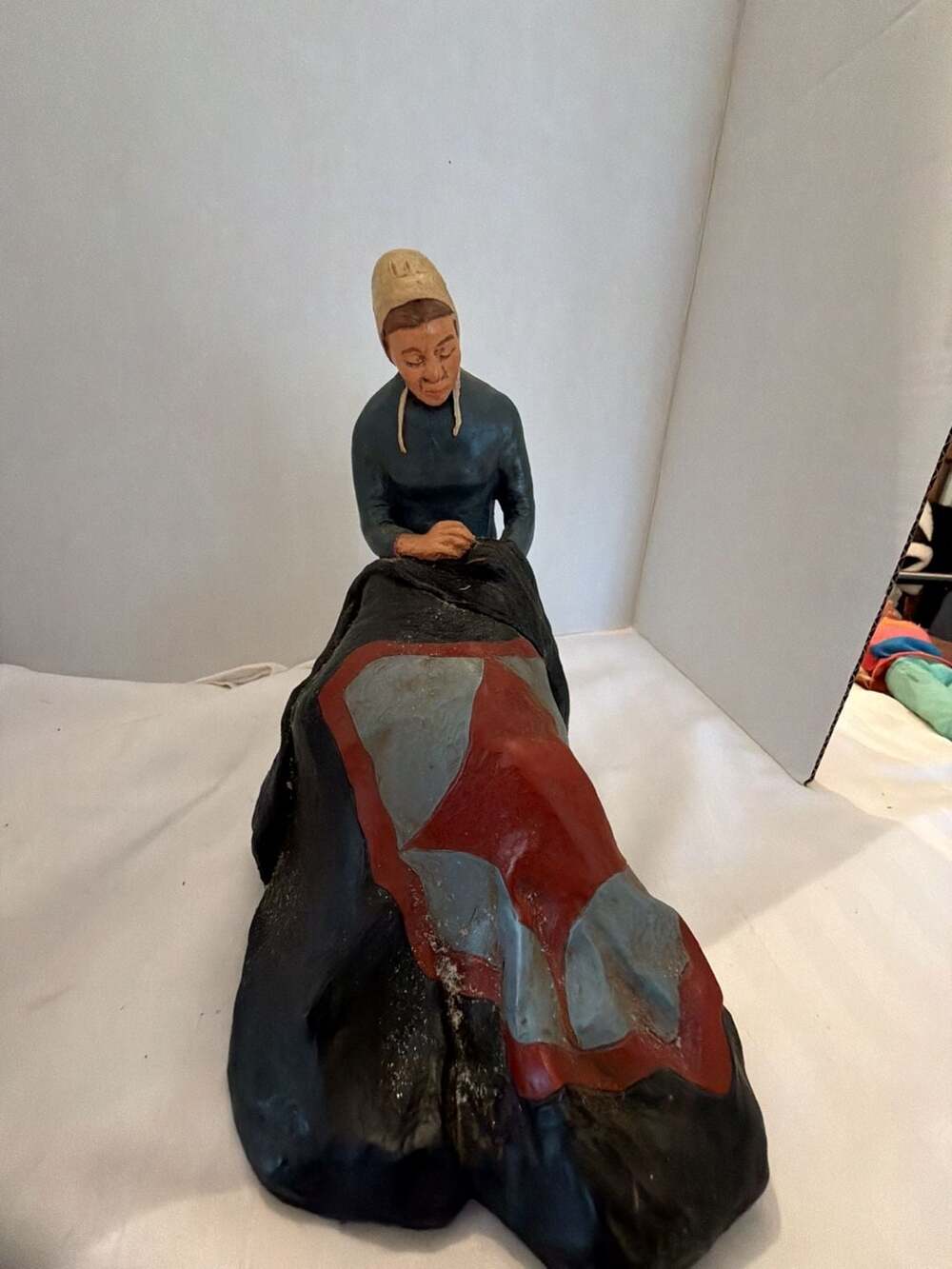 Vintage Amish Quilter Figurine Folk Art Statue